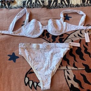 WeWoreWhat Silhouette Swimsuit Size XL